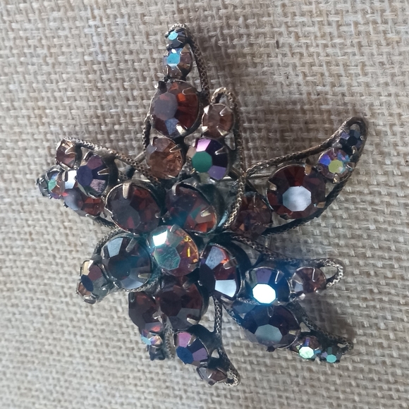 Regency Signed VTG Citrine AB Colored Crystal Rhinestones Star Flower Brooch - Picture 11 of 13